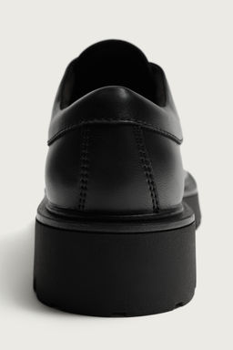 ZAPATO BORD?N VOLUMEN / Negro