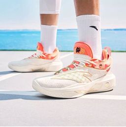 Баскетбольные кроссовки Красный