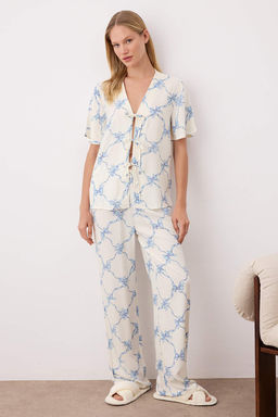 Mavi-Cok Renkli Bask?l? Shally Dokuma Pijama Tak?m? THMAW26PT00109