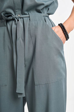 Комбинезон в стиле сафари полынь