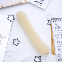 Цена за 6 шт. Валик на кнопке для создания пучка, 4.5×17, бежевый