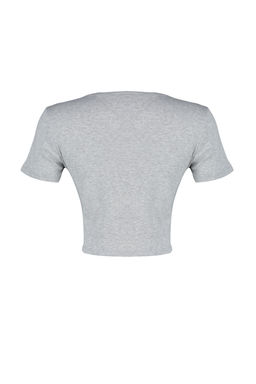 Gri Melanj %100 Pamuk V Yaka Detayl? Vucuda Oturan Crop Esnek Orme T-Shirt TWOSS24TS00194 - Trendyolmilla фото 8