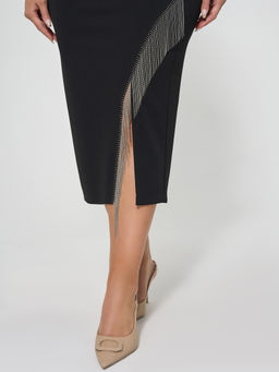 Юбка с разрезом и бахромой