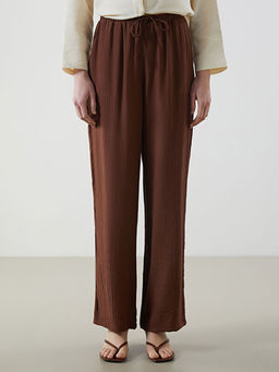 Beli Lastikli Dokulu Kad?n Pantolon