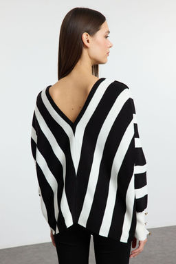 Siyah Derin V Yaka Cizgili Triko Kazak TWOAW25KZ00390 - Trendyolmilla фото 5