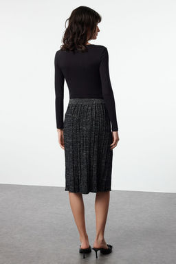 Siyah Midi Simli Pileli Triko Etek TWOAW24ET00000