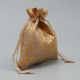 Цена за 5 шт. Мешочек подарочный холща «Золотые снежинки», тиснение, 10 х 12 см +/- 1.5 см