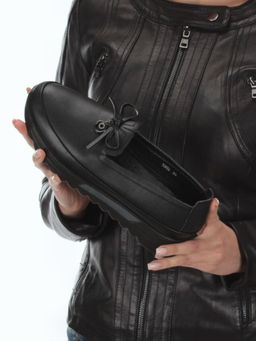 03-5302 BLACK Полуботинки женские (натуральная кожа)
