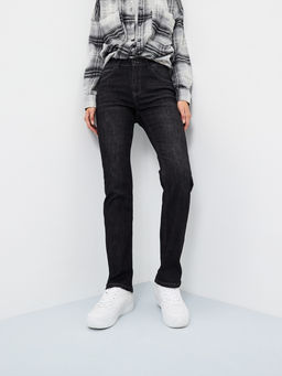 Женские джинсы широкого кроя