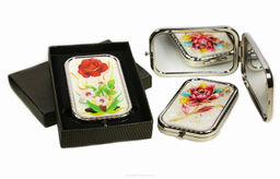 Cindy Косметическое зеркало, квадрат, цветы на белом фоне