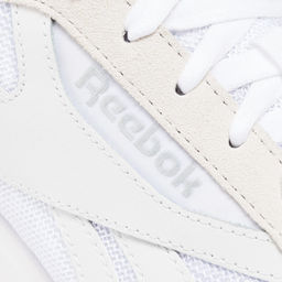 Кроссовки взрослые