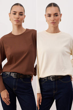 TRENDYOLMILLA Siyah-Beyaz 2li Paket %100 Suprem Oversize/Genis Kesim Orme T-Shirt TWOAW25TS00004  фото 22