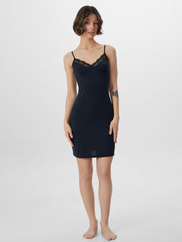 Сорочка ночная женская черная с кружевом - Mark formelle фото 2