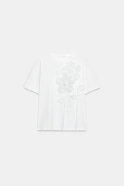 CAMISETA FLORES VOLUMEN / Blanco