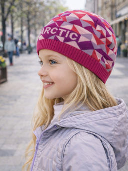 Шапка вязаная брусникасирень