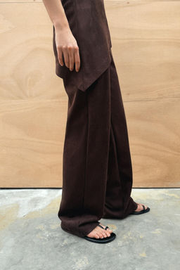 FAUX SUEDE TROUSERS - Zara фото 6