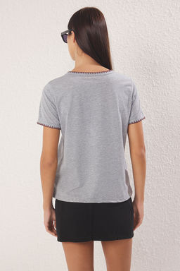 Gri Melanj Kroseta Dikis Detayl? Regular/Normal Kal?p Orme T-Shirt TWOSS19AD0085