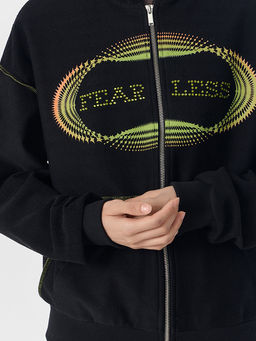 Толстовка женская черная с надписью Fear less - Mark formelle фото 5