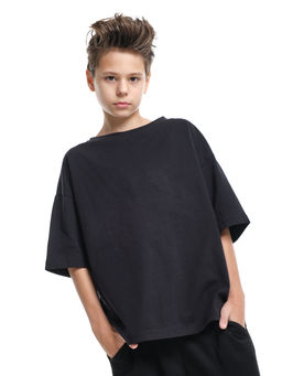 Универсальная базовая футболка оверсайз 22-1892 черный