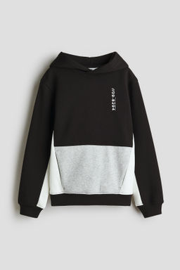 Sudadera en bloques de color con capucha