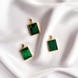 Кулон со знаком зодиака Телец из Малахита - Радуга самоцветов фото 2