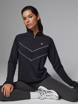 Спортивный лонгслив с контрастными кантами