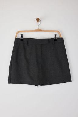 Siyah Mini Duz Kesim Sort Etek Sort & Bermuda TWOAW26SR00016 - Trendyolmilla фото 5