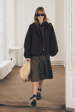 ZW COLLECTION SHORT HOODED TRENCH COAT