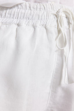 Beyaz %100 Keten Beli Lastikli Yuksek Bel Sort TWOSS23SR00319