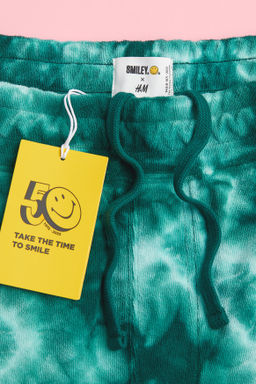 Pantal?n corto en tejido rizado Relaxed Fit - H&m фото 2