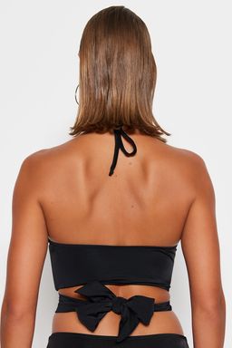 Siyah Halter Yaka Cut Out/Pencereli Bikini Ustu TBESS23BU00267