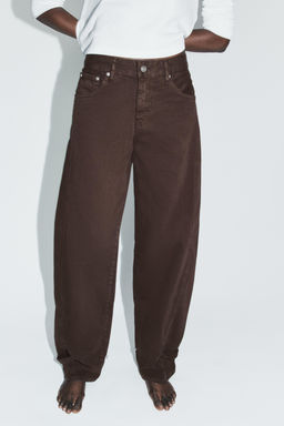 TRF BALLOON MID-WAIST JEANS WITH BELT LOOPS - Zara фото 11