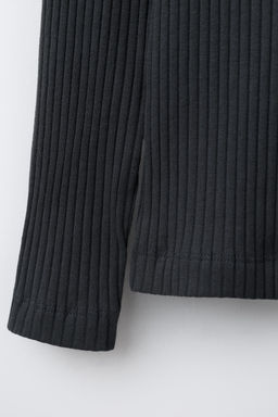 CAMISETA CANAL? CUELLO VUELTO / Gris antracita - Zara фото 4