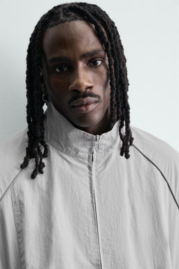 CHAQUETA T?CNICA CONTRASTES / Gris claro - Zara фото 6