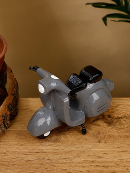 Сувенир «Мопед», 15×9×10 см, дерево, серый