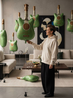 Цена за 3 шт. Воздушный шар фольгированный 35" «Зелёная гитара»