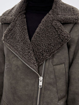 Kad?n G?mlek Yaka D?z Deri G?r?n?ml? Mont - Waikiki фото 3