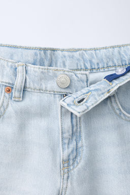 BERMUDA DENIM STRAIGHT ROTOS / Azul claro