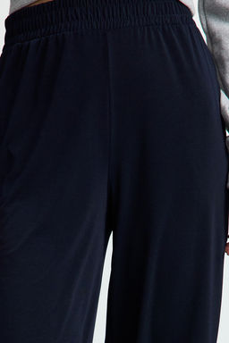 Lacivert Wide Leg/Rahat Kesim Yuksek Bel Esnek Pantolon TWOSS23PL00129