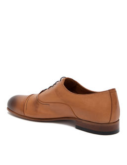 Светло-коричневые классические туфли