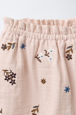 EMBROIDERED BERMUDA SKORT