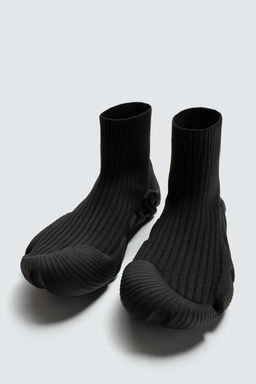 FABRIC HIGH-TOP TRAINERS