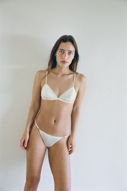 TANGA SEDA PUNTILLA / Crudo
