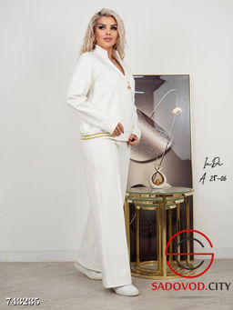 Женский спортивный костюм двойка