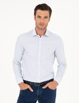 Голубая зауженная рубашка с длинным рукавом