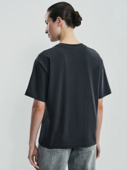 Футболка из хлопка с декоративным карманом / Zarina