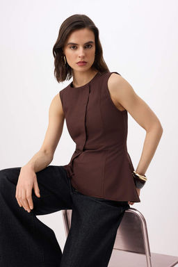 Kahverengi Fitted Capraz Kapama Detayl? Dokuma Yelek TWOSS26YE00022 - Trendyolmilla фото 2