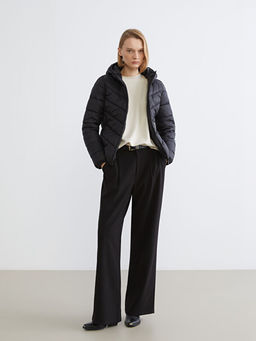 Kap??onlu Kad?n ?i?me Mont