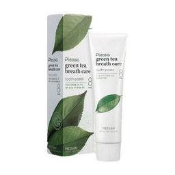 Зубная паста с экстрактом зеленого чая - Pleasia Green Tea Breath Care Tooth Paste, 120 гр
