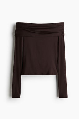 Top off-the-shoulder